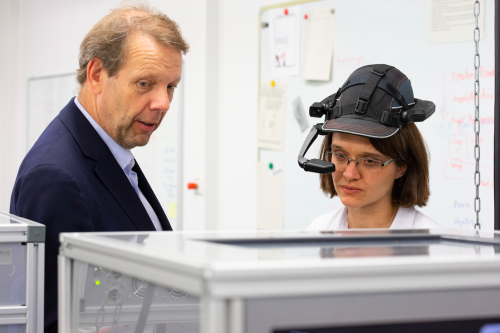 AR Brille im Einsatz